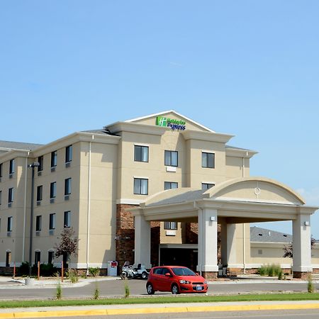 Holiday Inn Express & Suites Sidney By Ihg Экстерьер фото