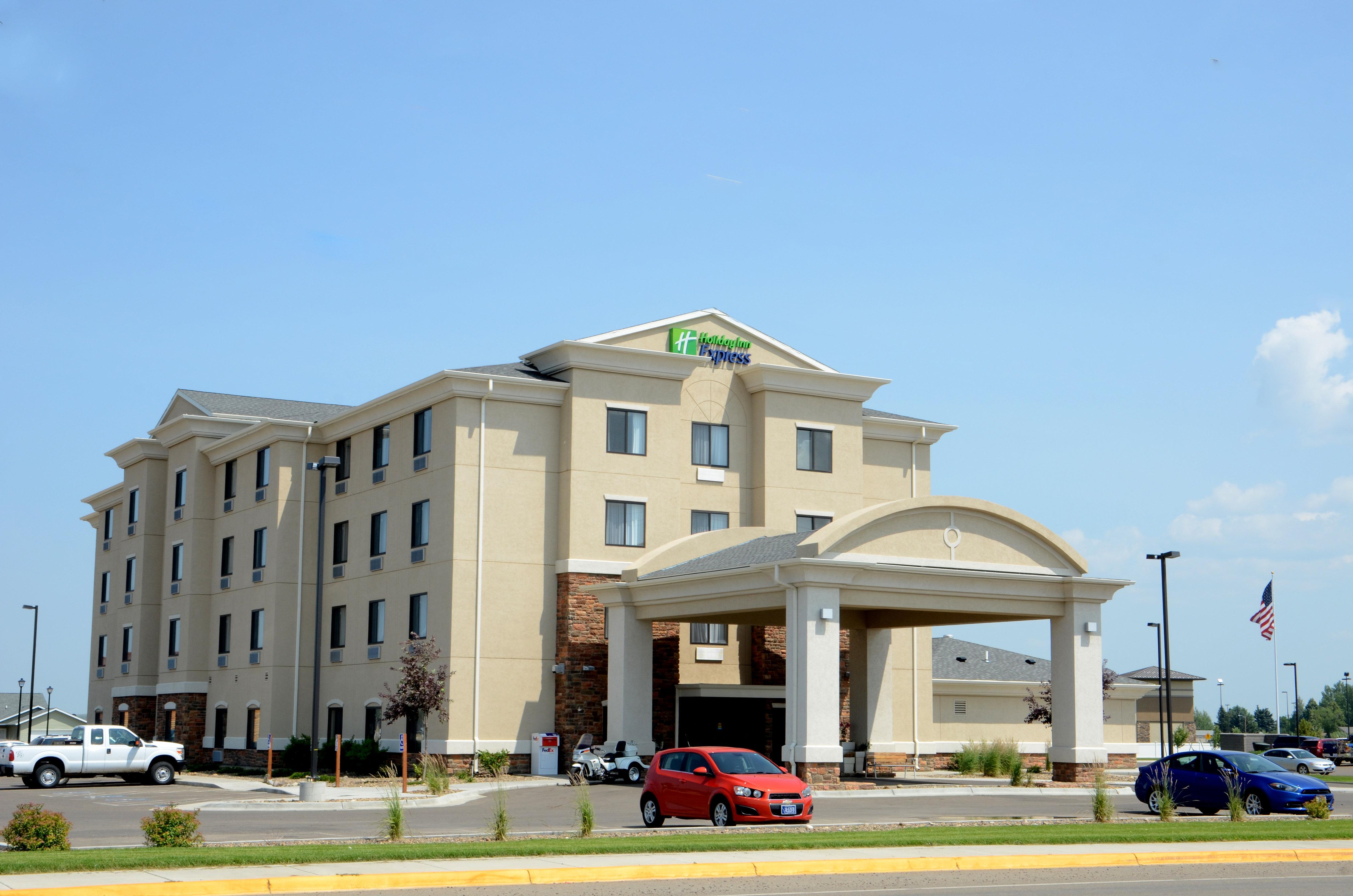 Holiday Inn Express & Suites Sidney By Ihg Экстерьер фото