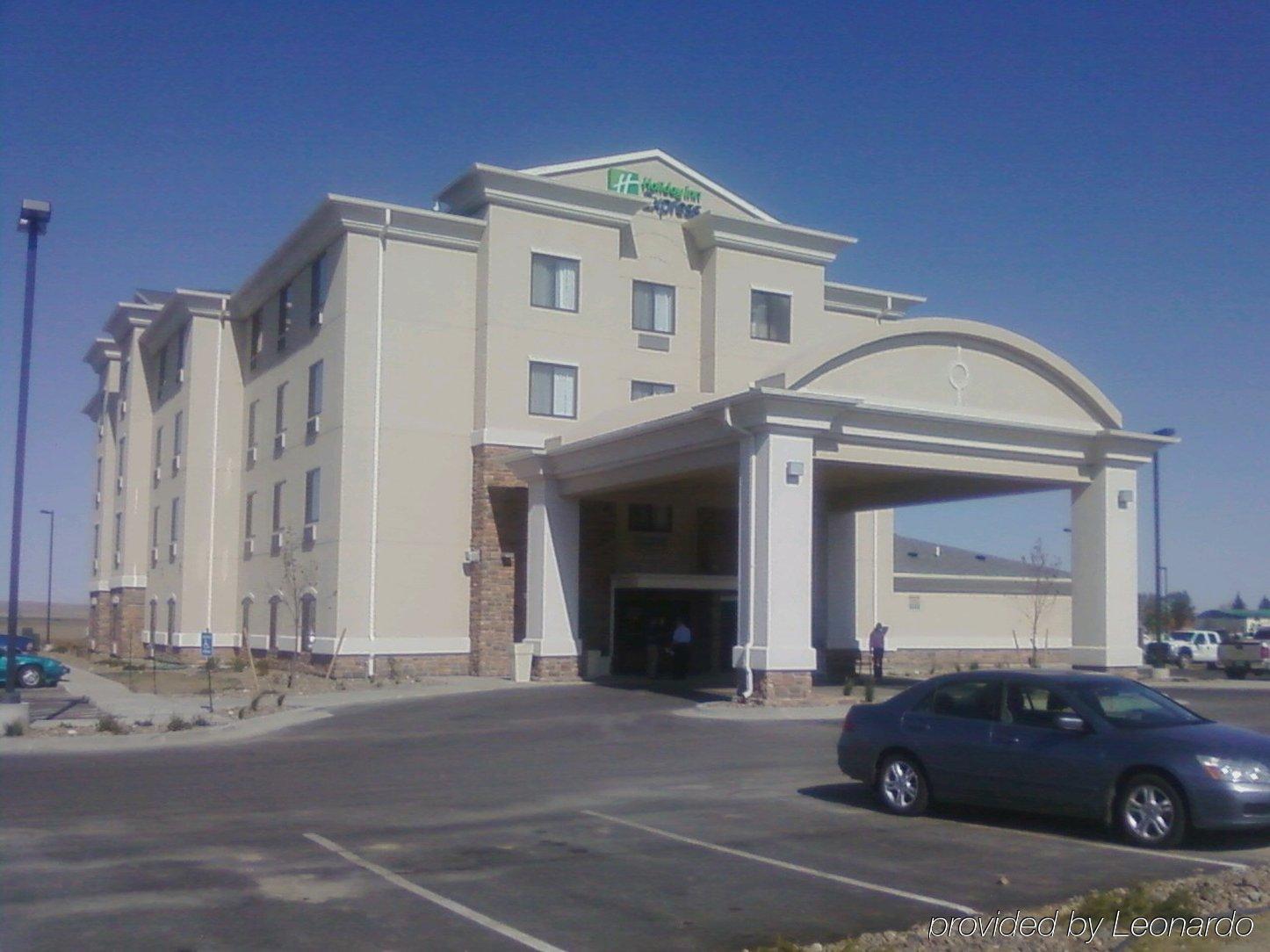 Holiday Inn Express & Suites Sidney By Ihg Экстерьер фото
