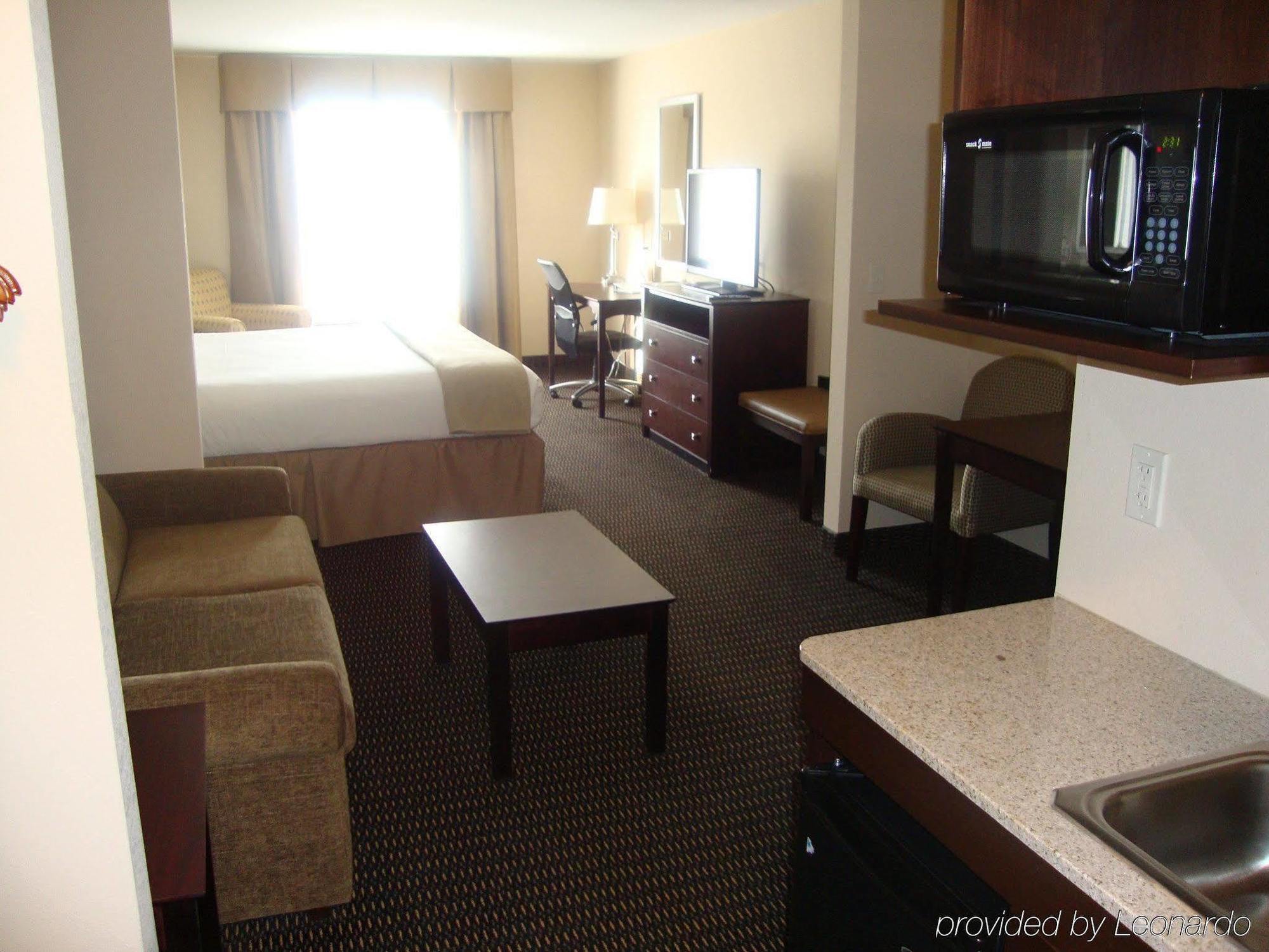 Holiday Inn Express & Suites Sidney By Ihg Экстерьер фото